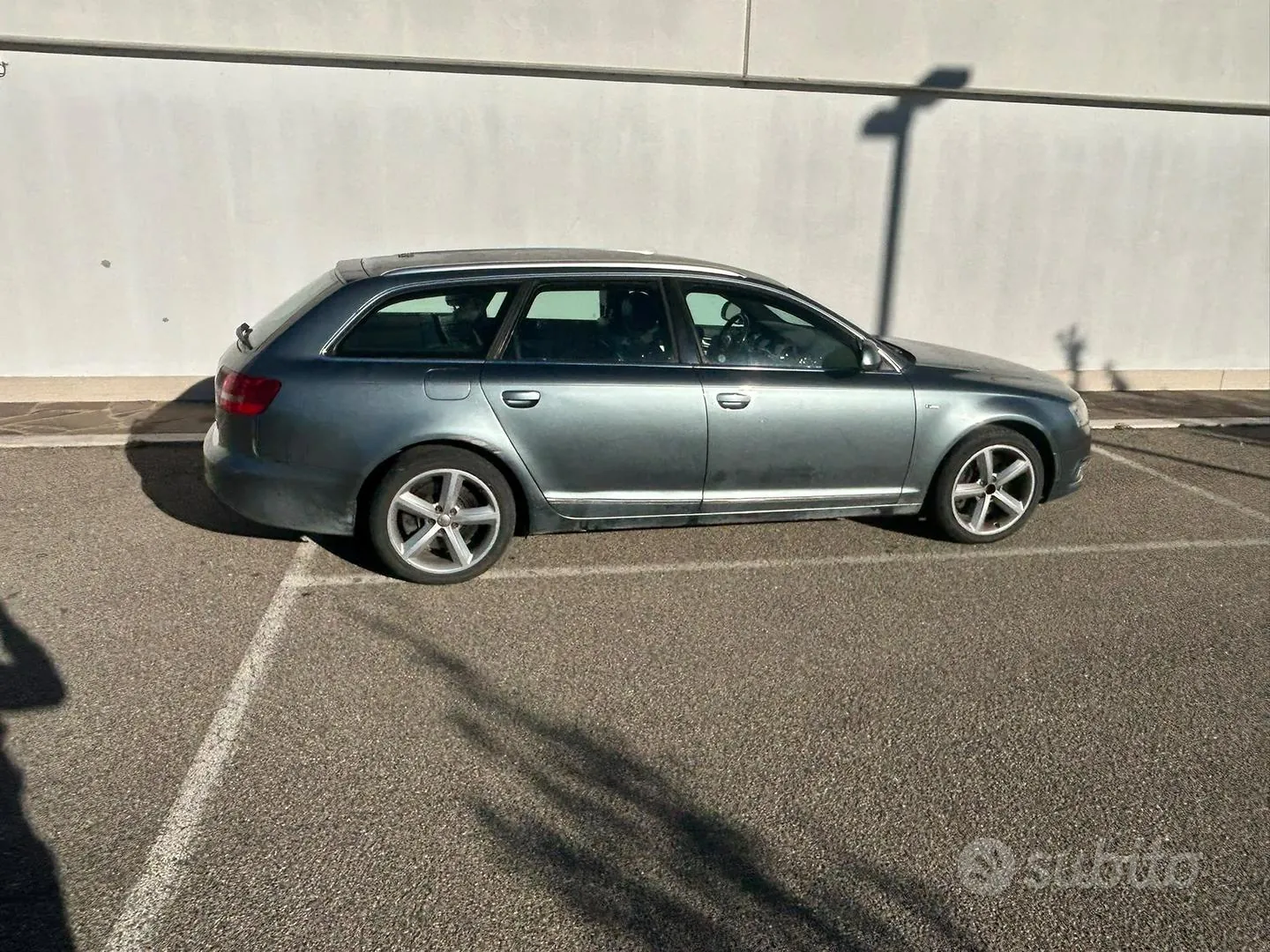 Audi A6 2009 photo 2