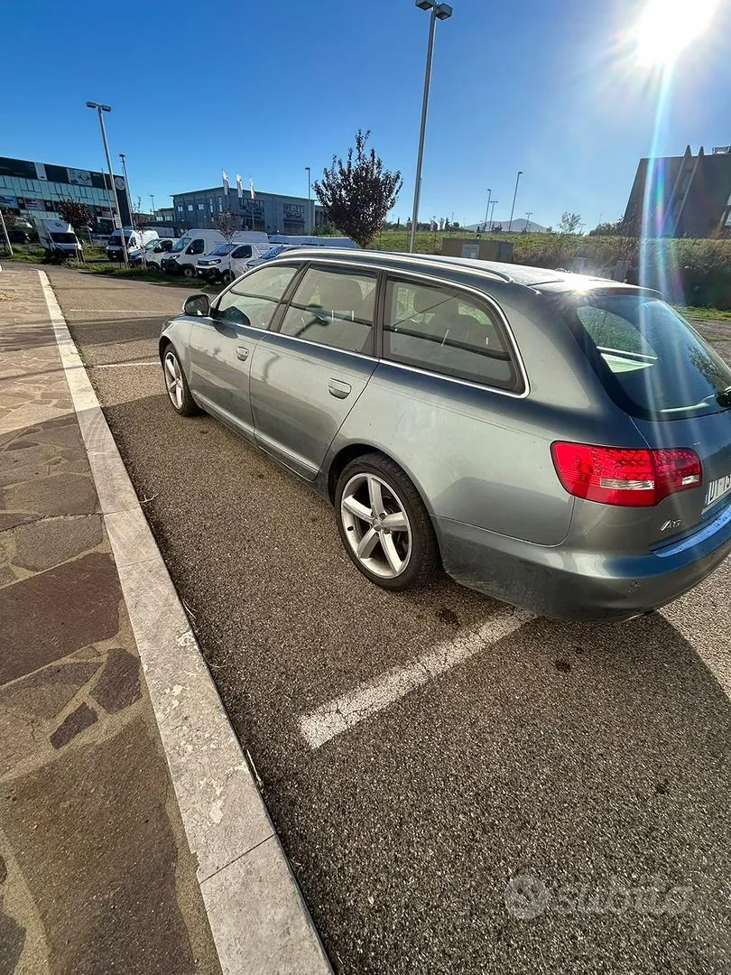 Audi A6 2009 photo 4