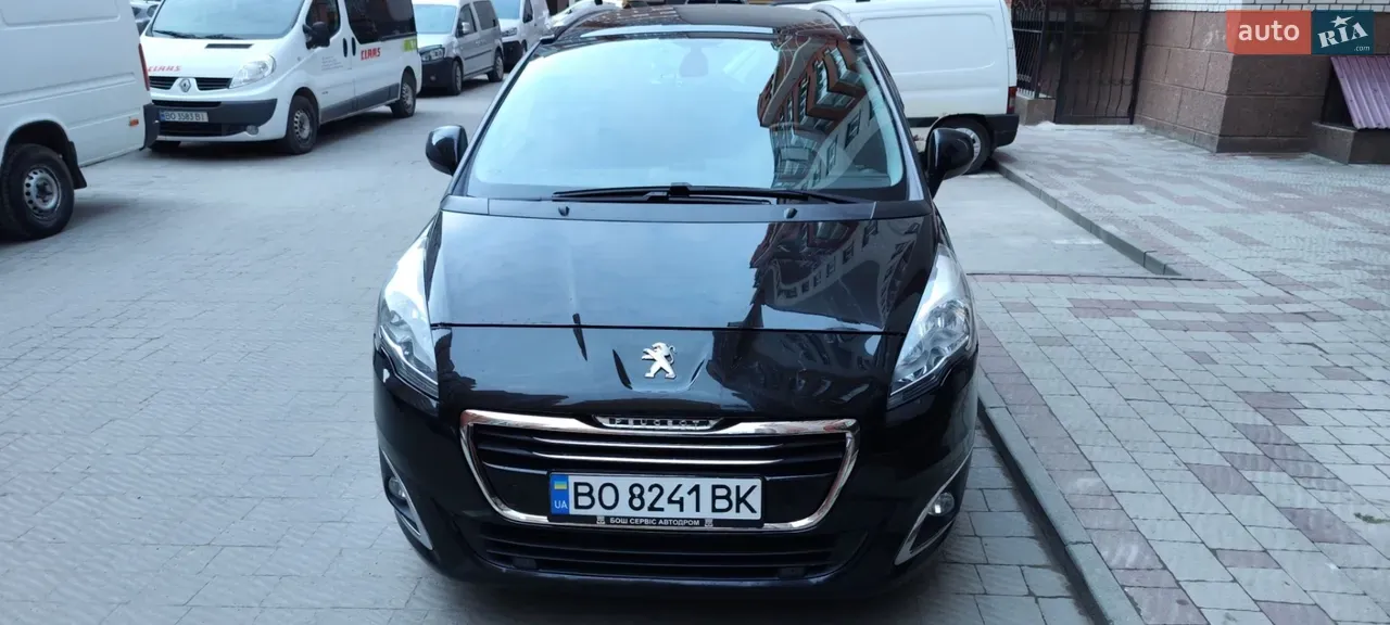 Peugeot 5008 2015 photo 2