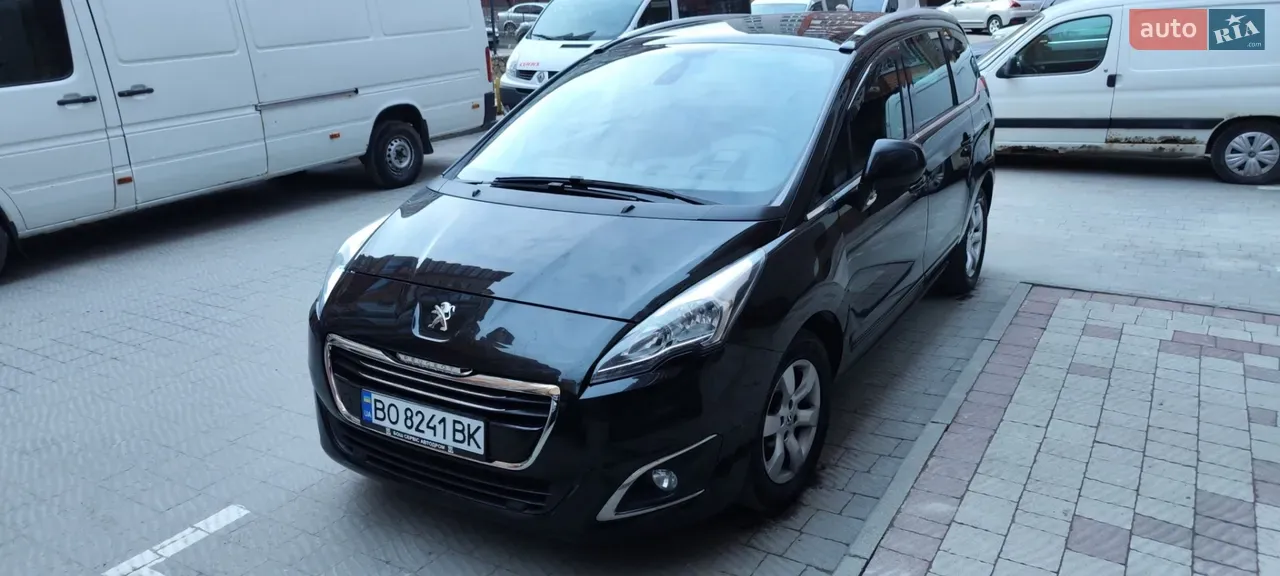 Peugeot 5008