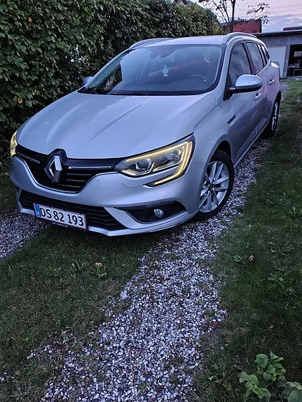 Renault Megane Iv 2017 photo 2