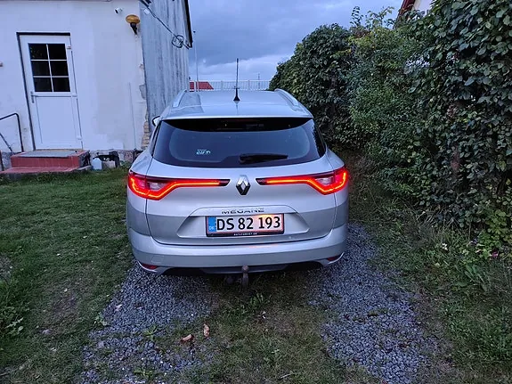 Renault Megane Iv 2017 photo 3
