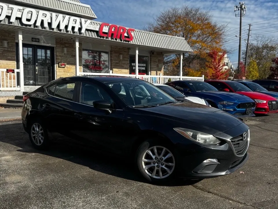Mazda Mazda3 2015 photo 3