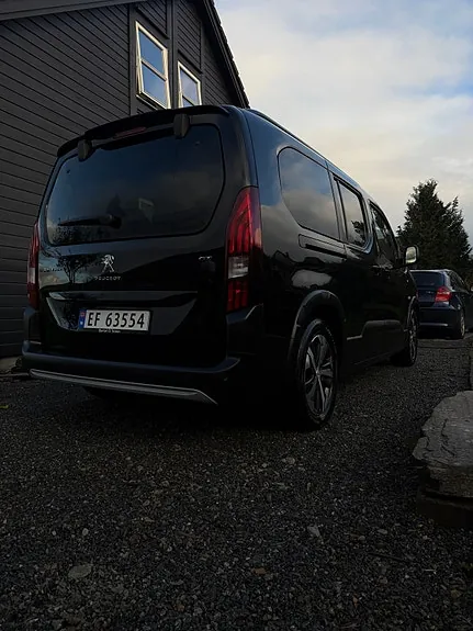 Peugeot E-Rifter 2023 photo 4