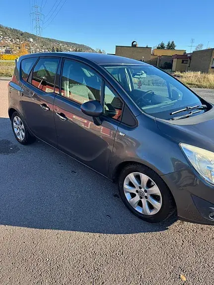 Opel Meriva 2010 photo 4