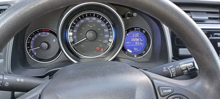Honda Fit 2016 photo 2