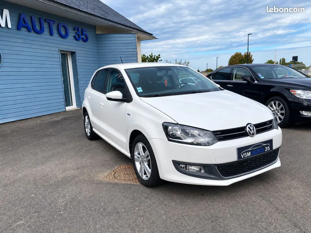 Volkswagen Polo 2012 photo 2