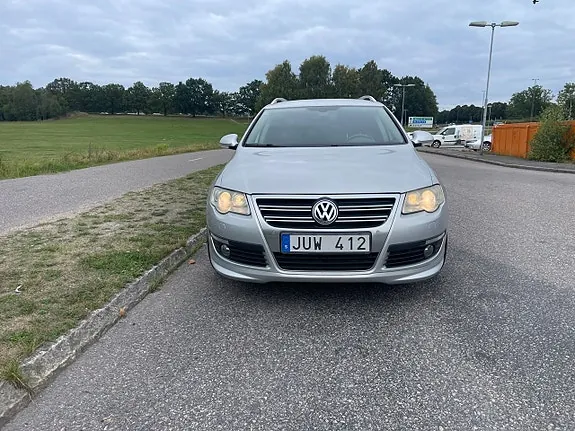 Volkswagen Passat 2009 photo 4