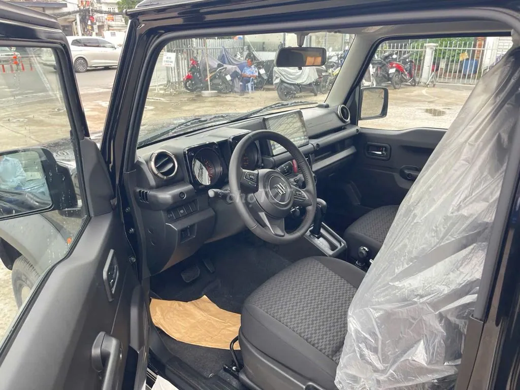 Suzuki Jimny 2024 photo 5