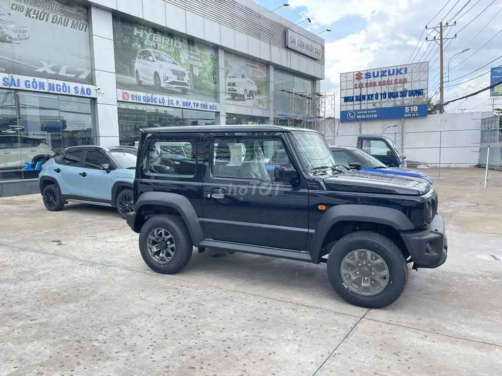 Suzuki Jimny 2024 photo 2