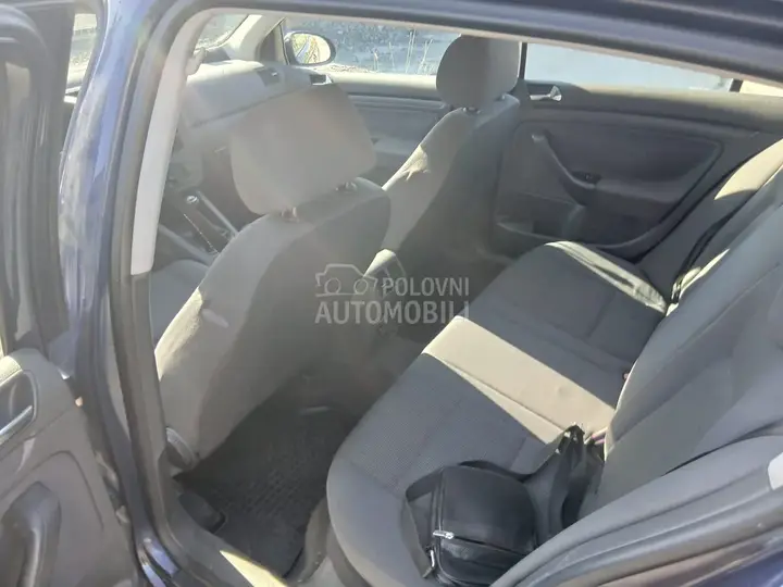 Volkswagen Golf 5 2005 photo 4