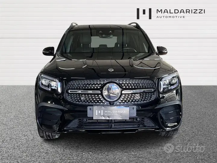 Mercedes-Benz Glb 2023 photo 2