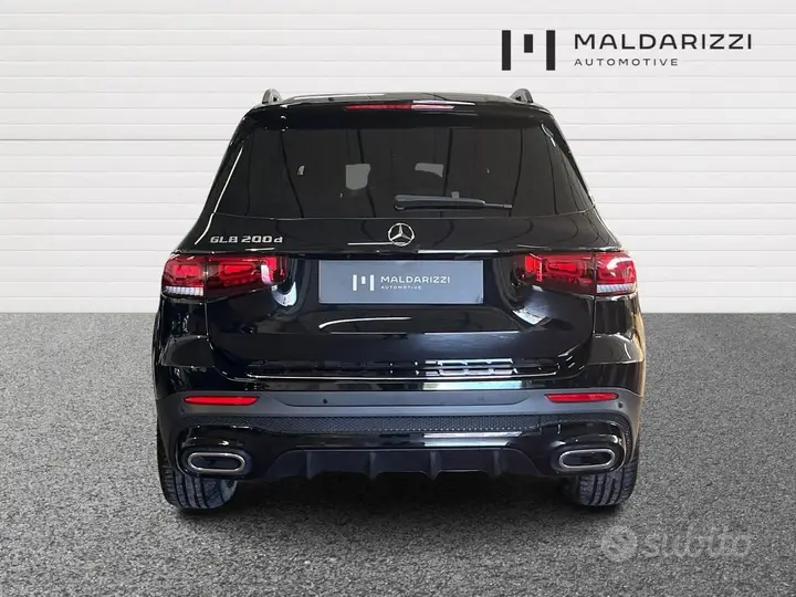 Mercedes-Benz Glb 2023 photo 3