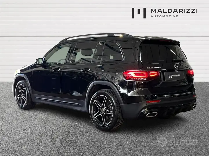 Mercedes-Benz Glb 2023 photo 4