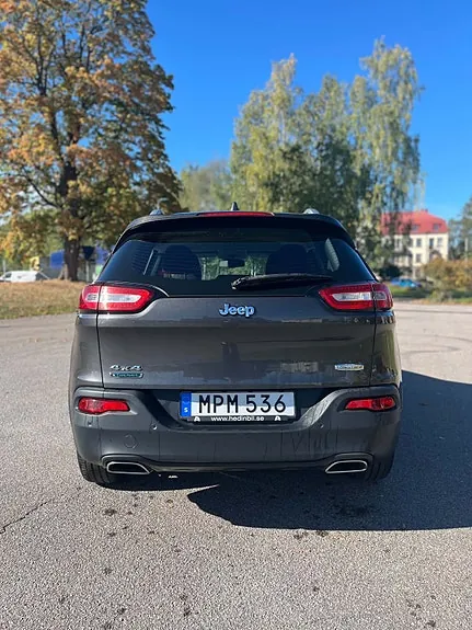 Jeep Cherokee 2015 photo 4