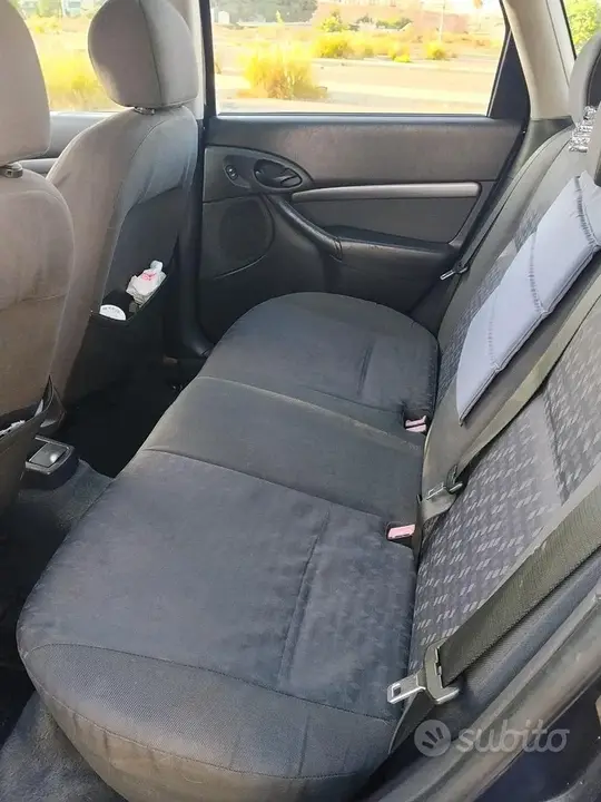 Ford Focus 2004 photo 5