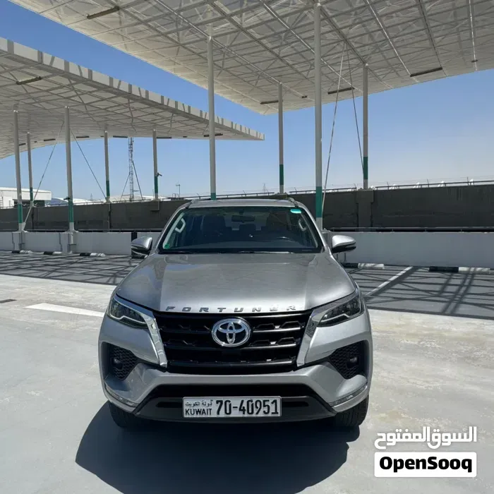Toyota Fortuner 2023 photo 5