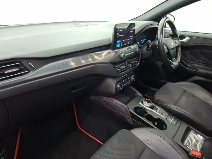 Ford Focus 2018 photo 5