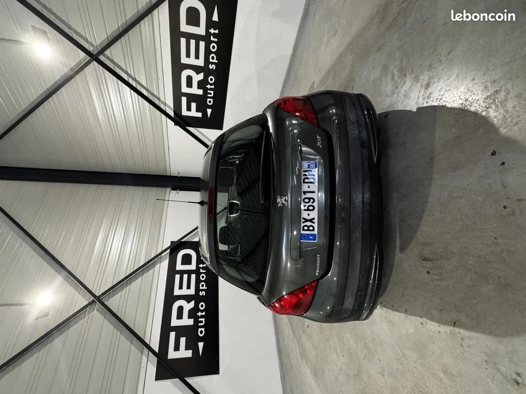 Peugeot 207 2007 photo 3