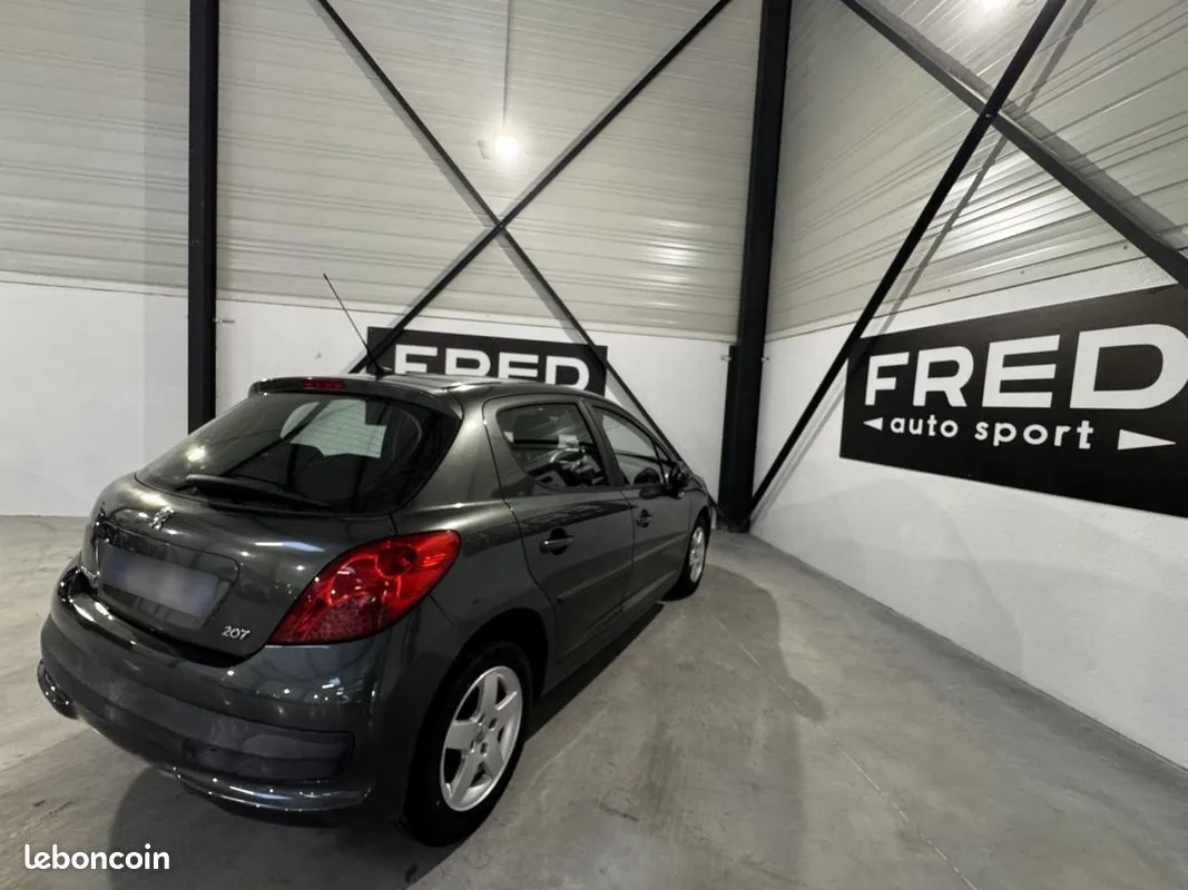Peugeot 207 2007 photo 4