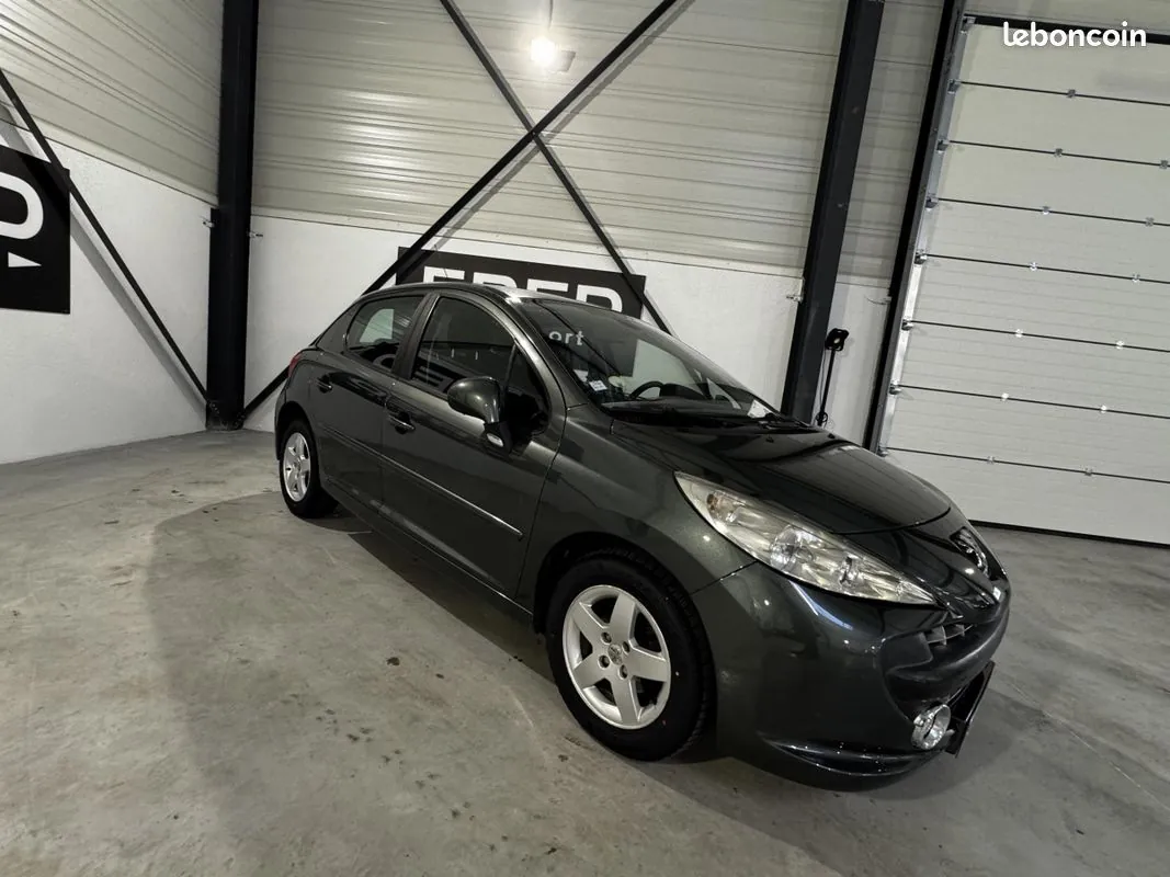 Peugeot 207 2007 photo 5