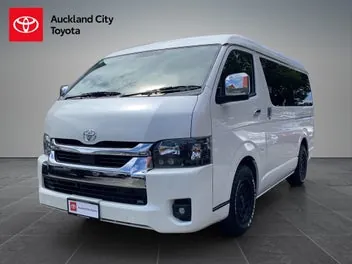 Toyota Hiace 2025 photo 4