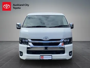 Toyota Hiace 2025 photo 3