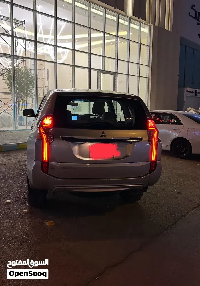 Mitsubishi Montero 2018 photo 3