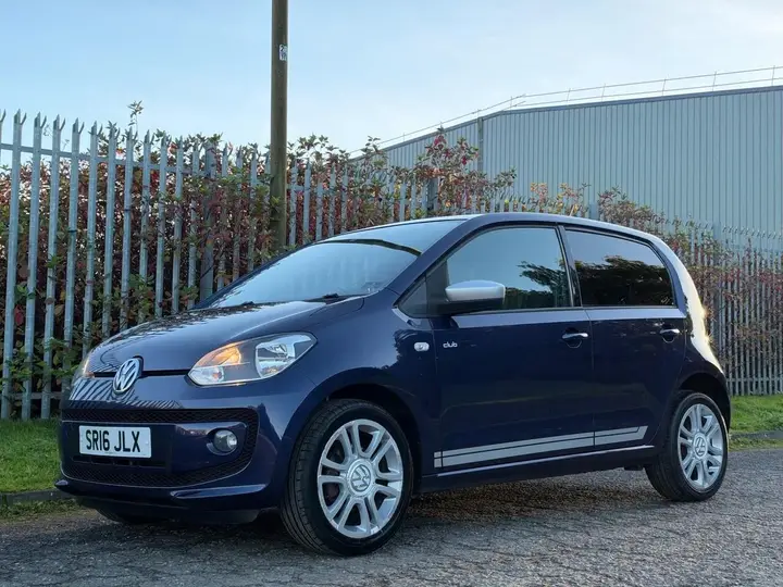 Volkswagen Up