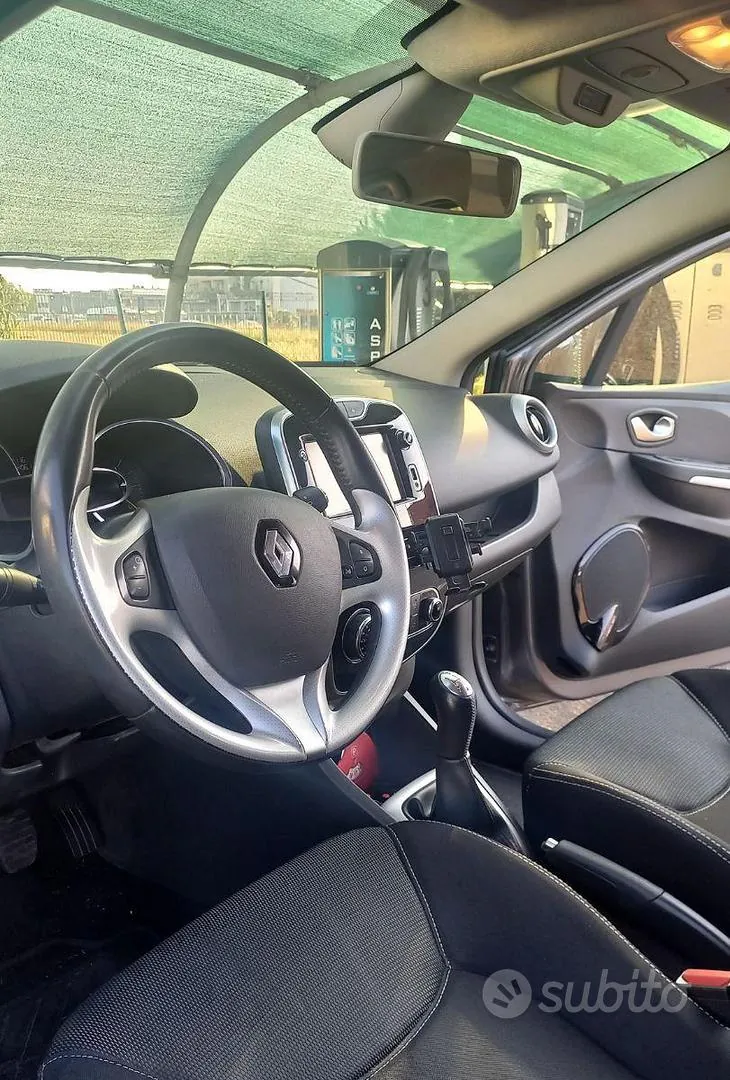 Renault Clio 2016 photo 3