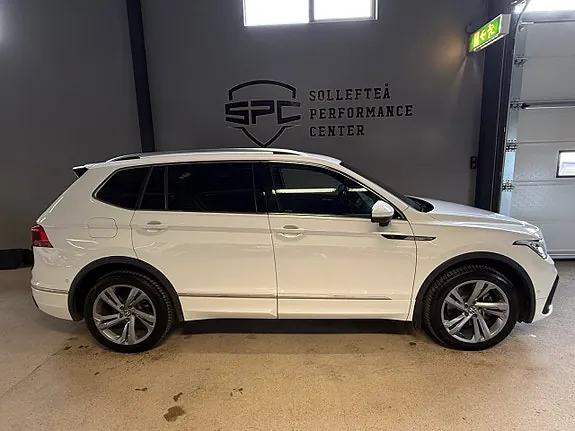 Volkswagen Tiguan Allspace 2022 photo 2