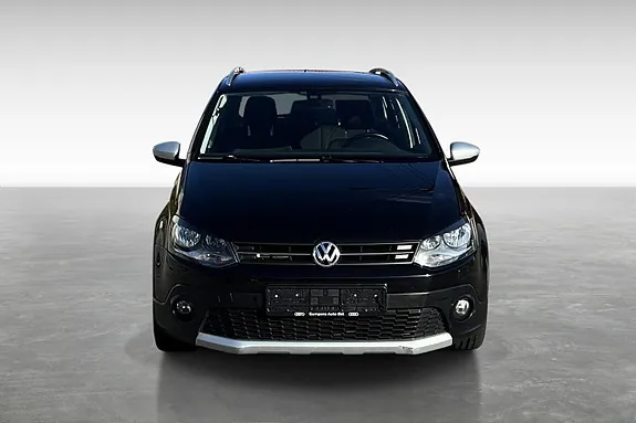 Volkswagen Polo Cross 2011 photo 2