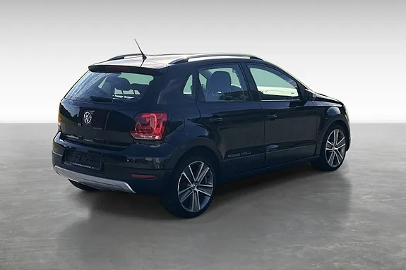 Volkswagen Polo Cross 2011 photo 5