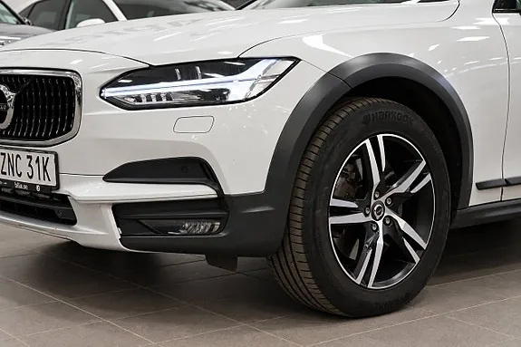 Volvo V90 Cross Country 2019 photo 4