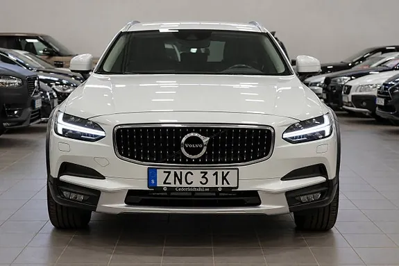 Volvo V90 Cross Country 2019 photo 3