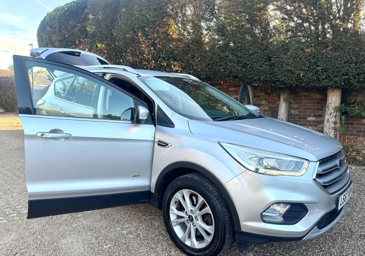 Ford Kuga 2017 photo 2