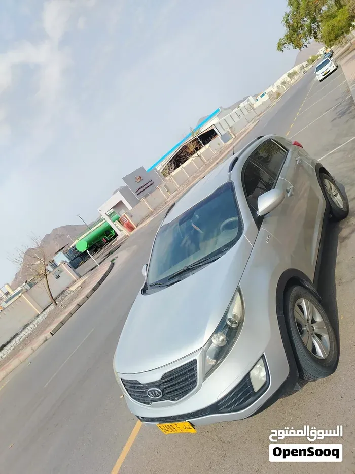 Kia Sportage 2012 photo 2