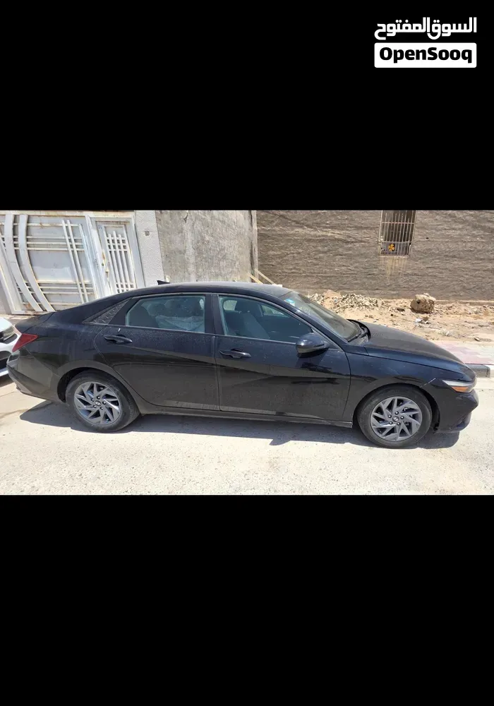Hyundai Elantra 2024 photo 3