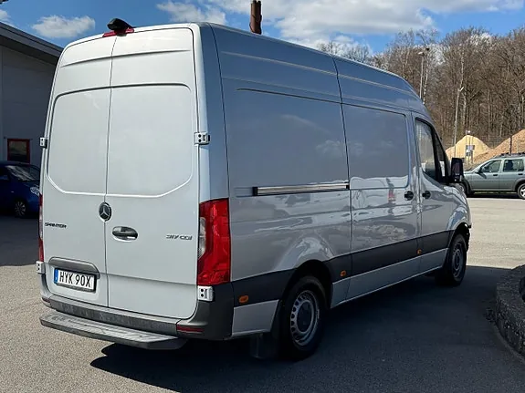 Mercedes-Benz Sprinter 317