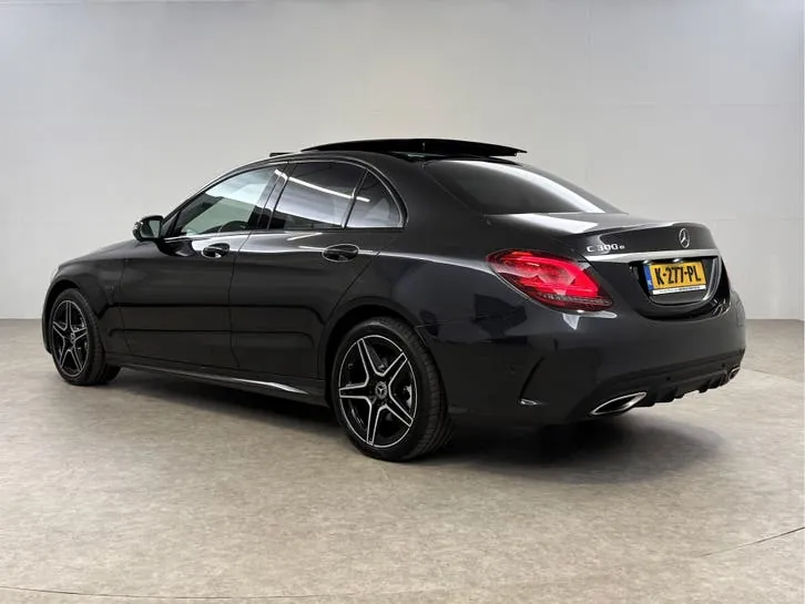 Mercedes-Benz C-Class 2021 photo 3
