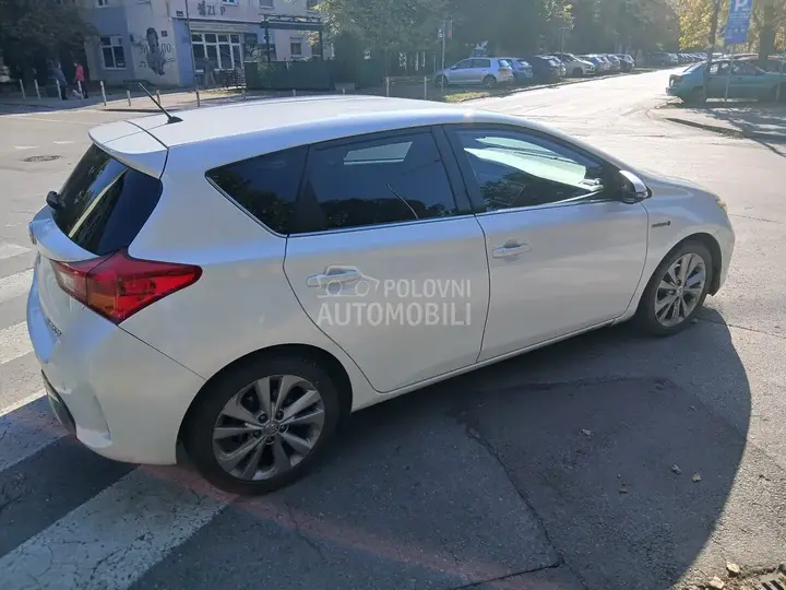 Toyota Auris 2014 photo 4