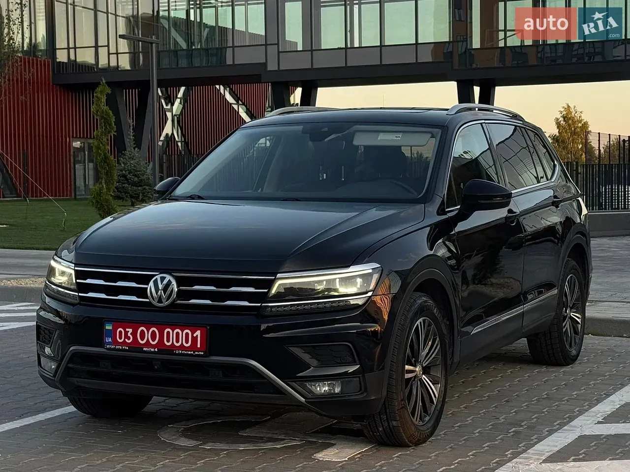 Volkswagen Tiguan 2018 photo 3