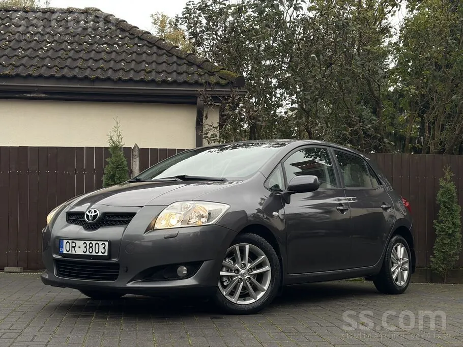Toyota Auris