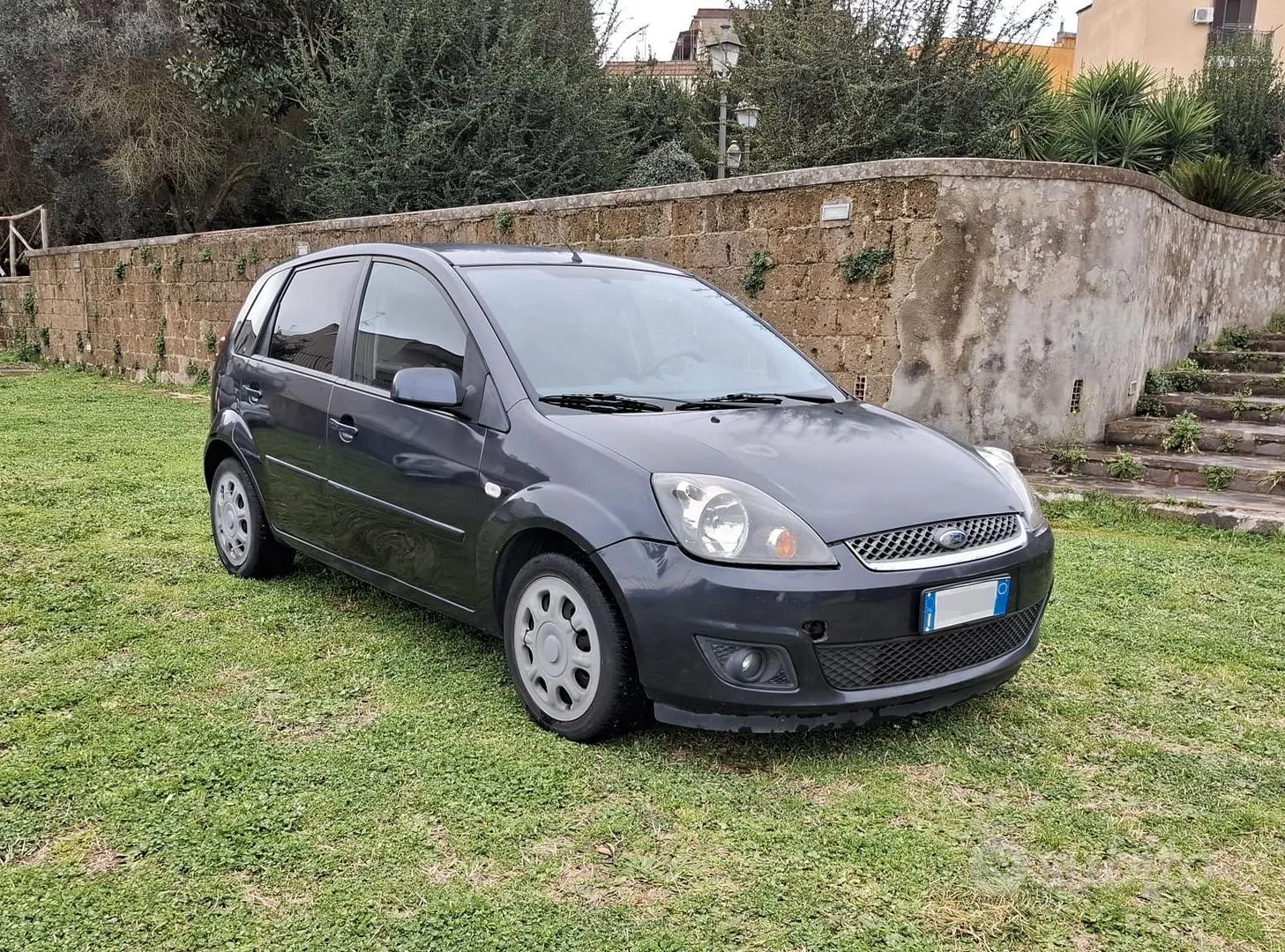 Ford Fiesta 2007 photo 2