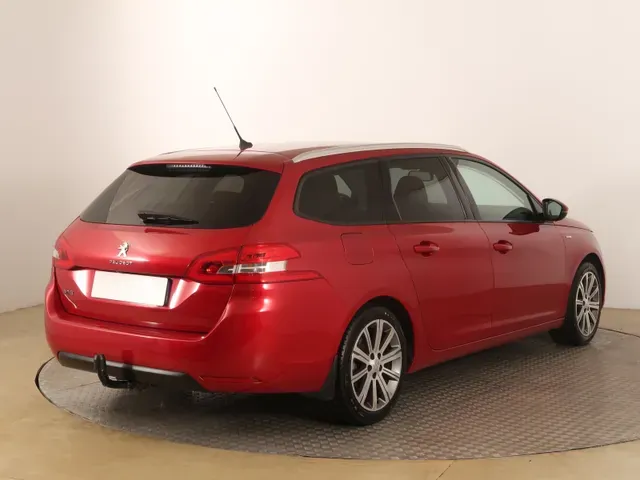 Peugeot 308 Sw 2019 photo 4