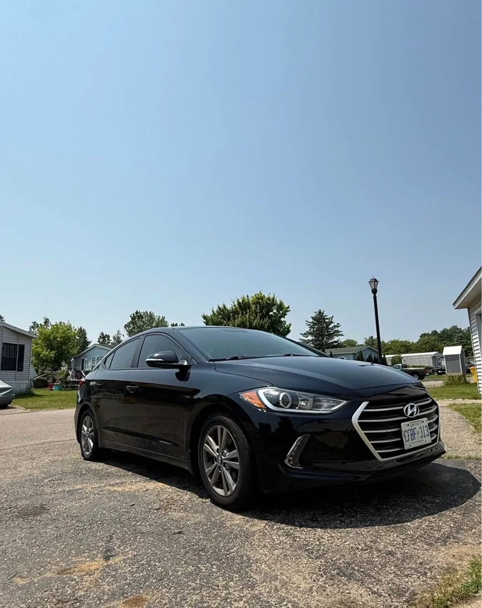 Hyundai Elantra 2018 photo 3