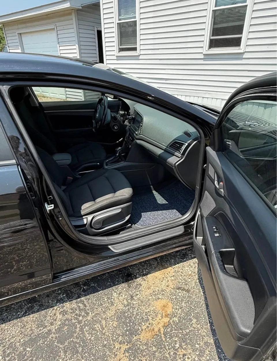 Hyundai Elantra 2018 photo 4