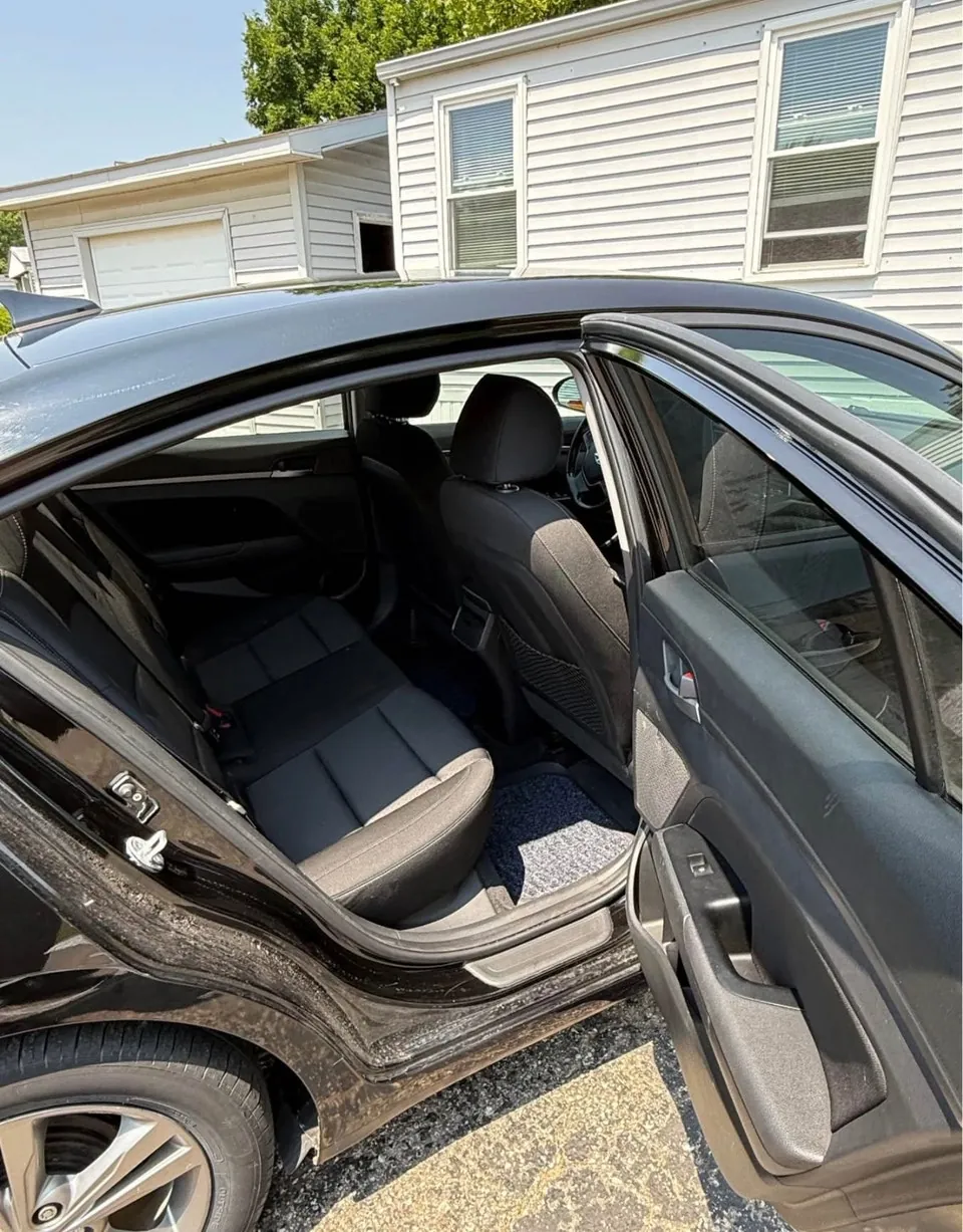 Hyundai Elantra 2018 photo 5