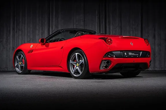 Ferrari California 2010 photo 3