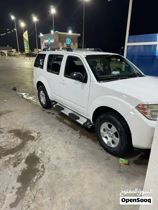 Nissan Pathfinder 2008 photo 2